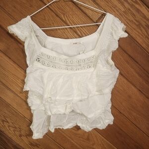 Francesca's Mi Ami White 3 Tiered Lace Accented Crinkle Baby Doll Top Size Large